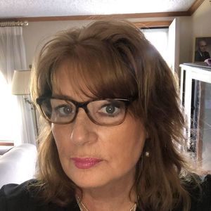 Meet your Posher, Janet